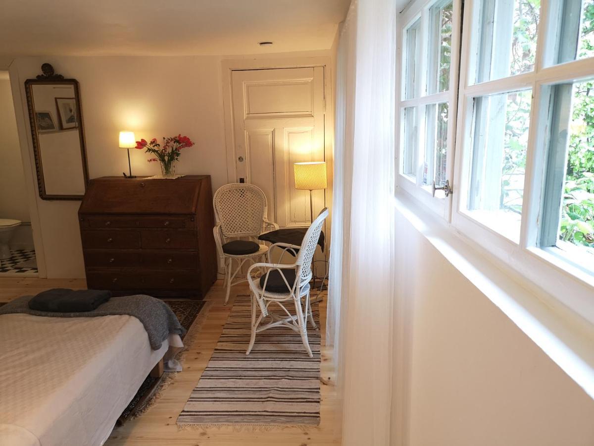 Stockholm B&B Cottage Nacka Buitenkant foto