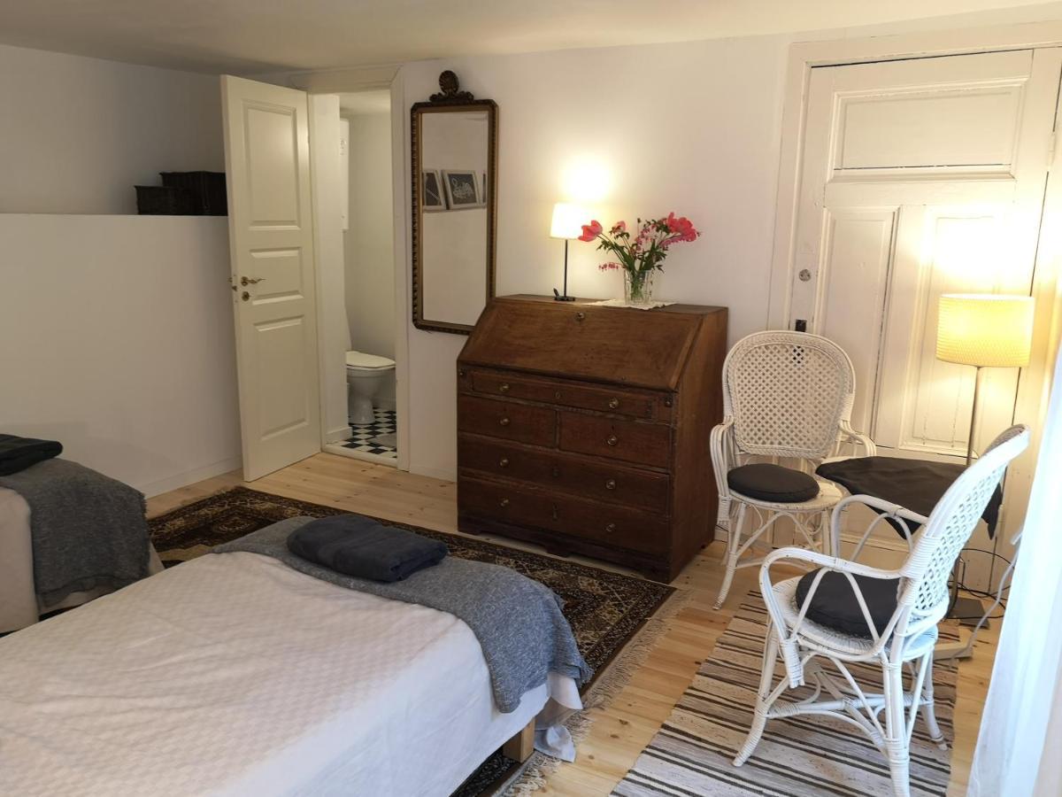 Stockholm B&B Cottage Nacka Buitenkant foto