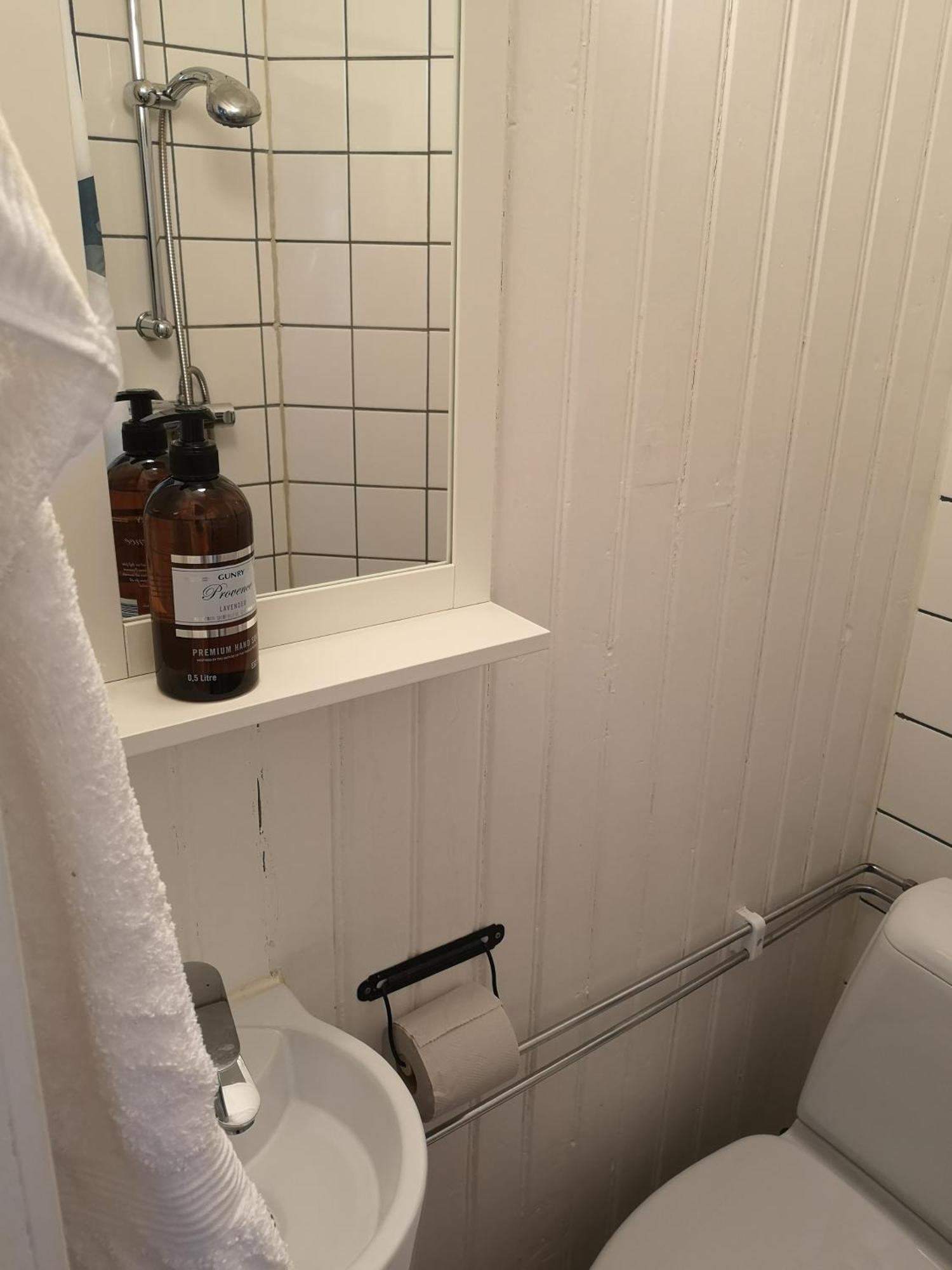 Stockholm B&B Cottage Nacka Kamer foto
