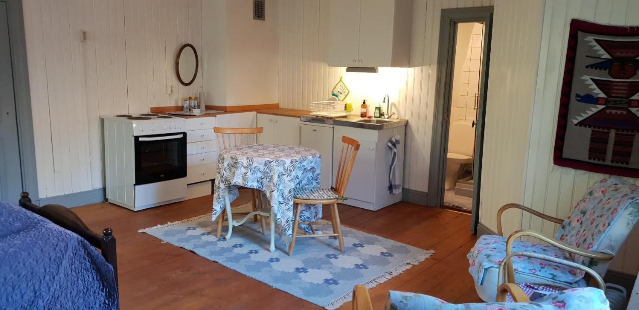 Stockholm B&B Cottage Nacka Buitenkant foto